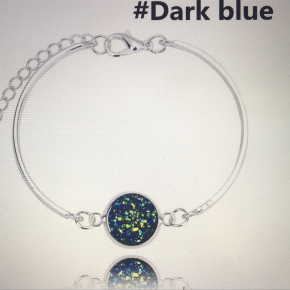 NWT Dark Blue Fashion Druzy Geode Stone Bracelet